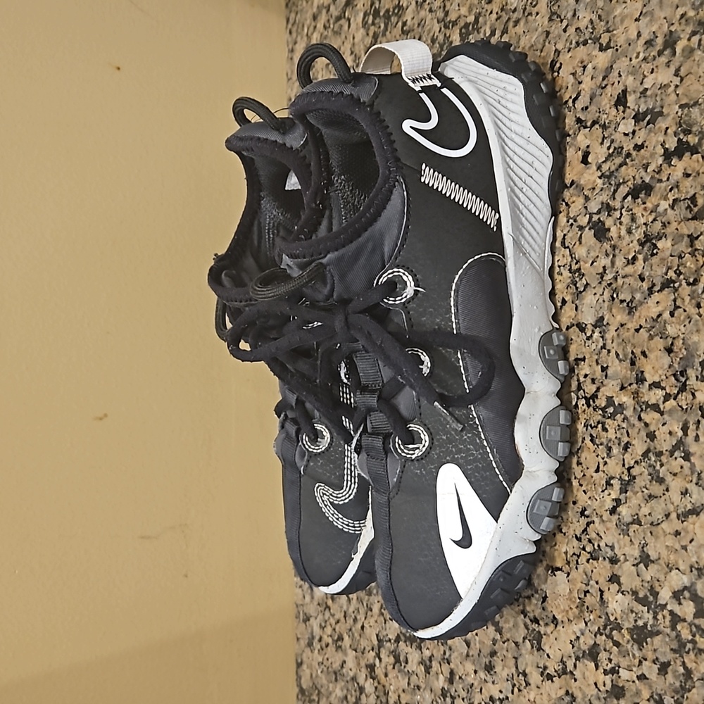 Boys indoor soccer shoes